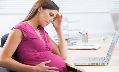 این نشانه‌ ها را در روزهای پایانی بارداری جدی بگیرید