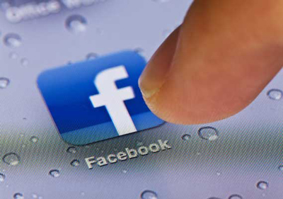 آموزش تغيير نام خود در فیس بوک