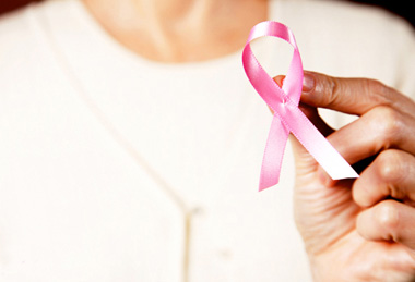 آنچه دختران باید درباره سرطان سینه بدانند