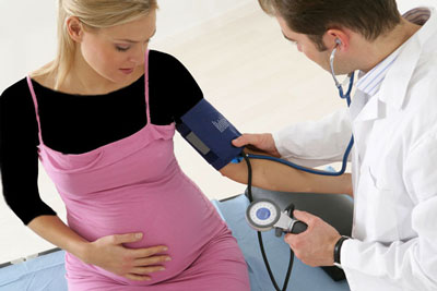 7 اخطار جدی در دوران بارداری
