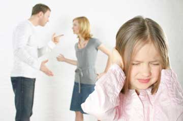 با جای خالی پدر یا مادر بعد از طلاق چه کنیم؟