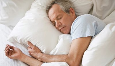 دفع سموم و تصفیه خون با قرار دادن یک برش پیاز در جورابتان هنگام خواب!