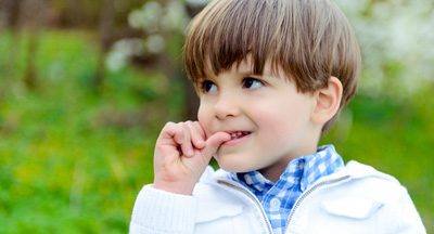 درمان جویدن ناخن در کودکان