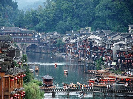 فنگ هوانگ، یکی از شهرهای باستانی کشور چین