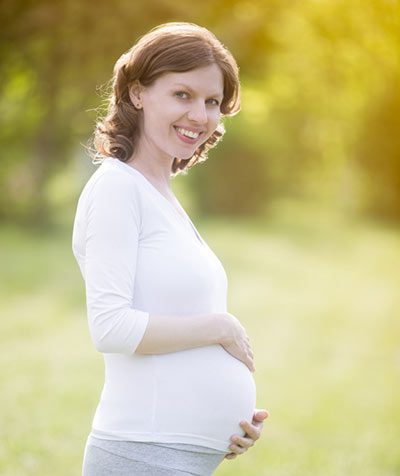 6 علت لرزش و تکان خوردن جنین در بارداری