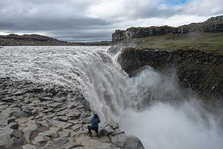 , آبشار دتیفوس، محبوب ترین جاذبه طبیعی ایسلند