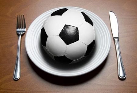 تغذیه در ورزش فوتبال, ورزش, ورزشکاران, اهمیت تغذیه در ورزش فوتبال