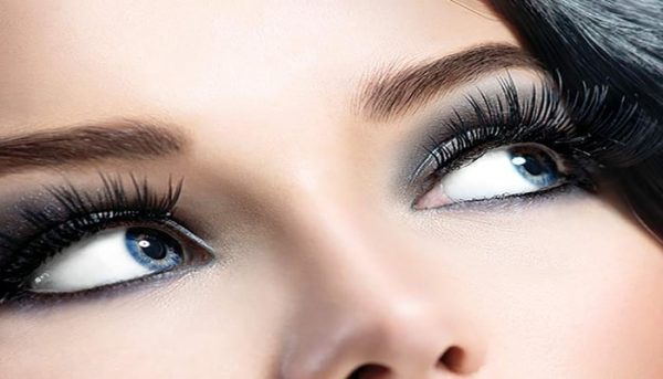 ۵ نکته مهم درباره آرایش چشم مخصوص شب